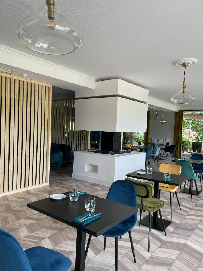 Hotel Restaurant Du Lac Boussens  Exteriör bild